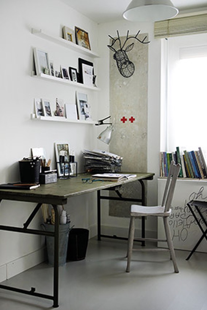 How To Decorate Your Workspace Office Makeover