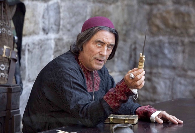 http://www.oprah.com/g/image-resizer?width=670&amp;link=http://static.oprah.com/images/obc/201004/20100409-pote-characters-ian-mcshane-600x411.jpg