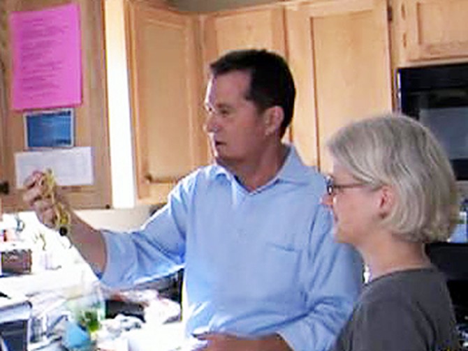 Peter Walsh organizes Babette's kitchen cabinets.