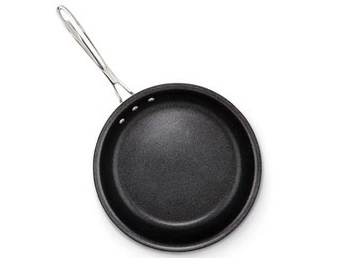 Calphalon nonstick pan