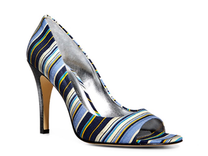 Marc Fisher striped shoe