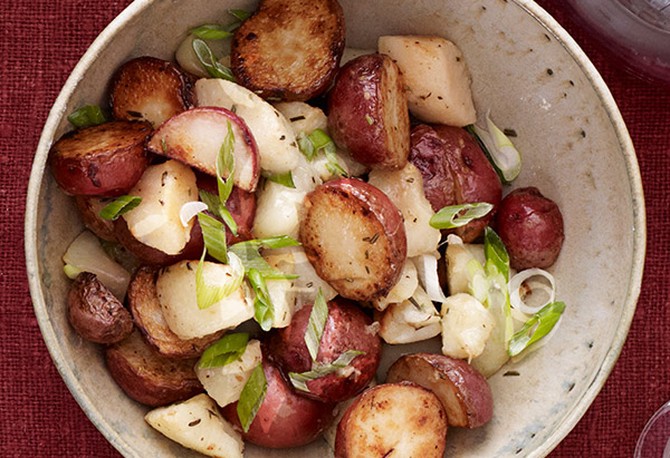 Pan-Roasted Rosemary Potatoes and Pears