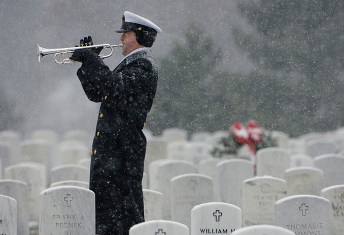 Honoring the fallen at Arlington National Cemetery