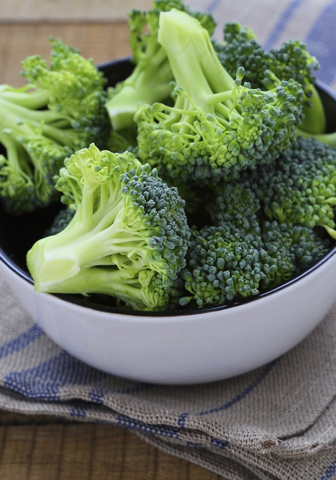 eating broccoli