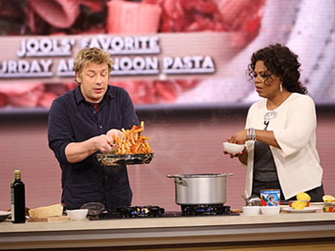 Jamie and Oprah cook Jools' Favorite Saturday Afternoon Pasta.