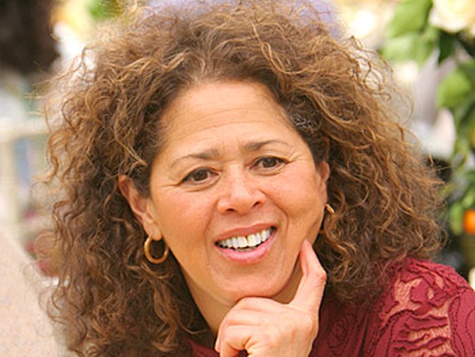 Anna Deavere Smith. Copyright 2005, Harpo Productions, Inc./George Burns & Bob Davis. All rights reserved.