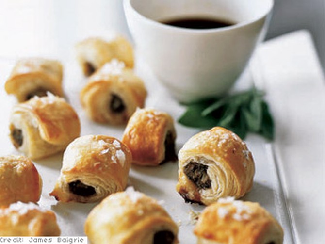 Sausage Rolls with Worcestershire Sauce