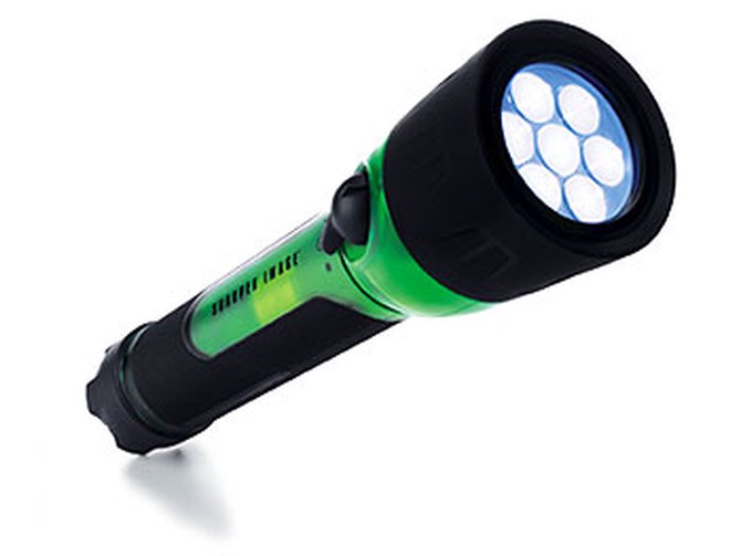 Gadgets 'O at Home' List: Hybrid Shake 7-LED flashlight