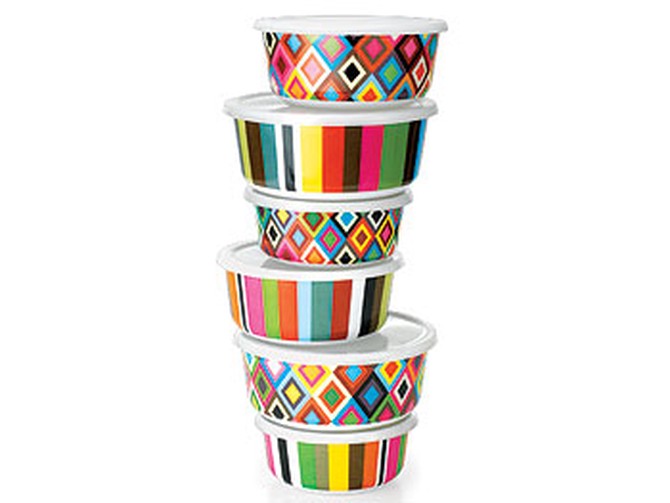 D&#233;cor &#34;O at Home&#34; List: Melamine Containers