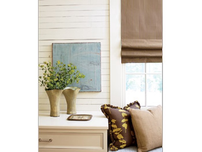A cottage dressing room is a mix of organic textures.