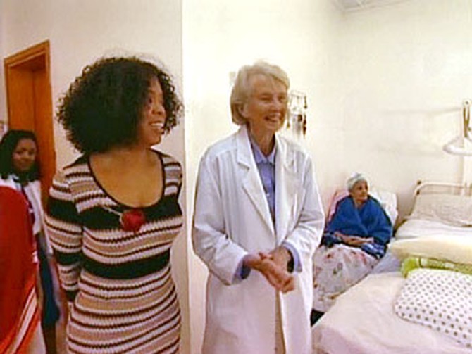 Oprah and recovering patients at the Fistula Hospital