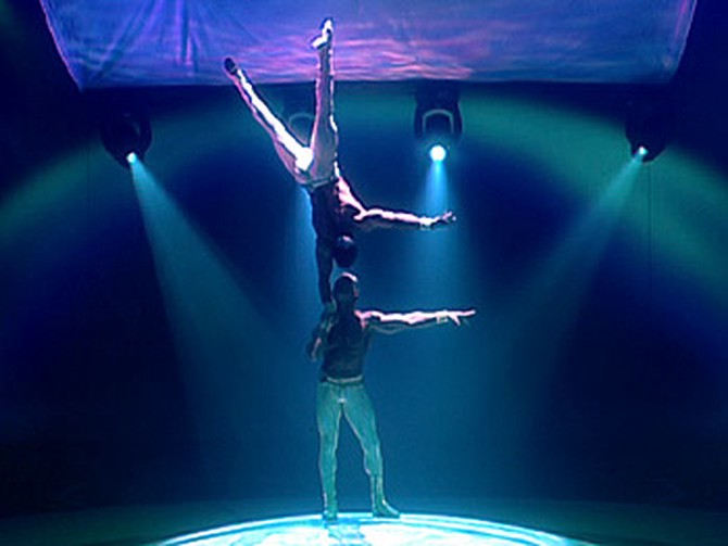 Cirque du Soleil's 'Myst&#232;re' performers Marco and Paolo Lorador