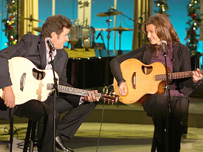 Amy Grant and Vince Gill perform 'True Love.'