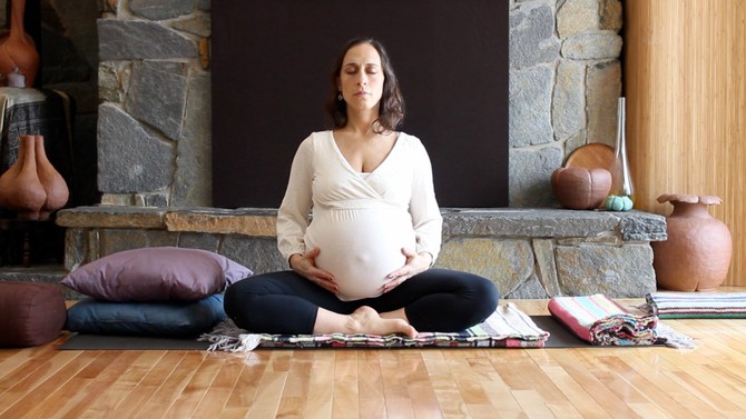 Yoga Poses Pregnant Women Should Avoid