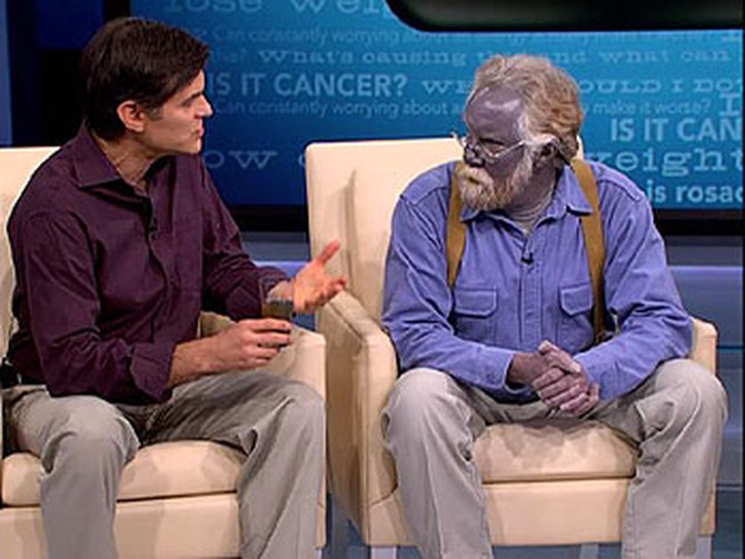 This is Paul Karason, the man who turned blue in 2007. He passed away,  yesterday at age 62. : r/pics