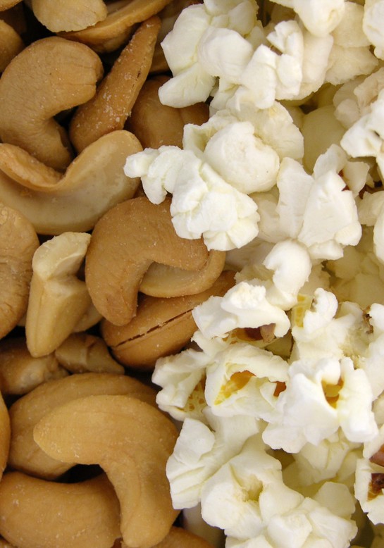 popcorn and cashews
