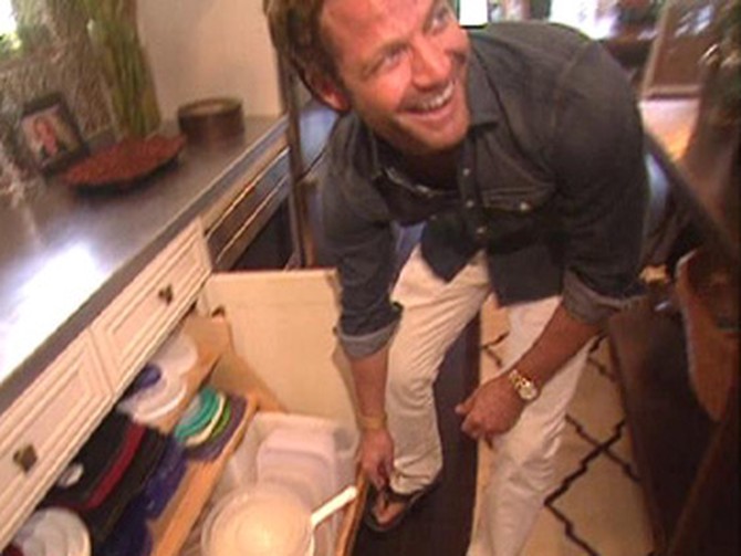 Nate Berkus makes the most of a small space with kitchen organization systems.