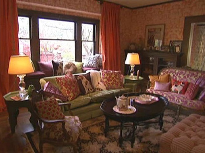 Kirstie Alley's living room