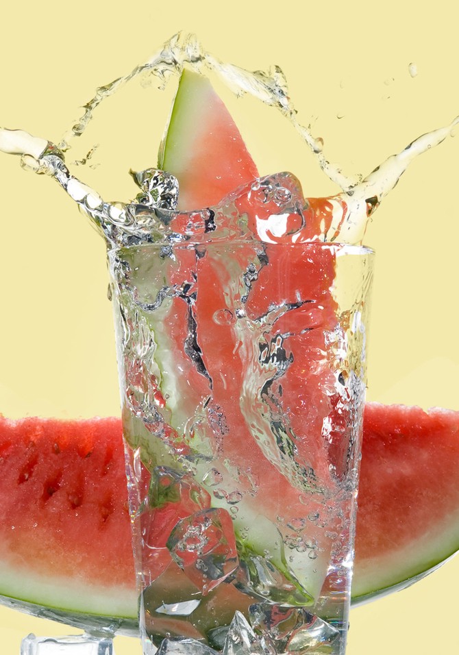 fruity water helps stop bloating