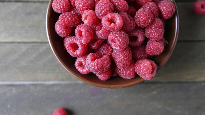 raspberries happy stomach foods