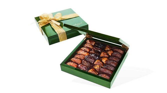 Bateel Olive Green Wood Small Gift Box with Gourmet Plain Dates