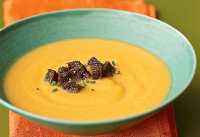 Spiced Butternut Squash and Apple Soup with Pumpernickel Croutons
