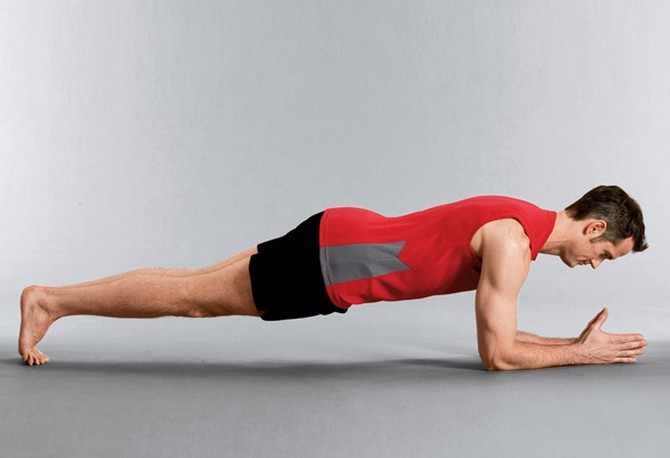 Joel Harper demos the steady on the plank exercise.