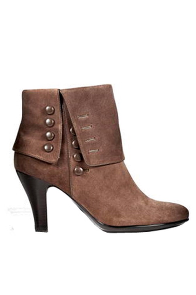 Sofft button boot