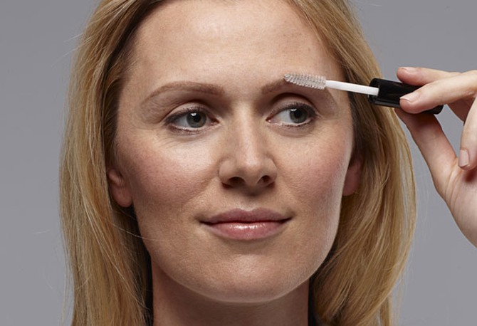 How to fill in brows - brush on a clear gel