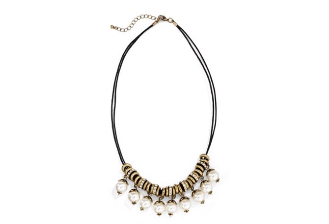 cord necklace with dangling pearls