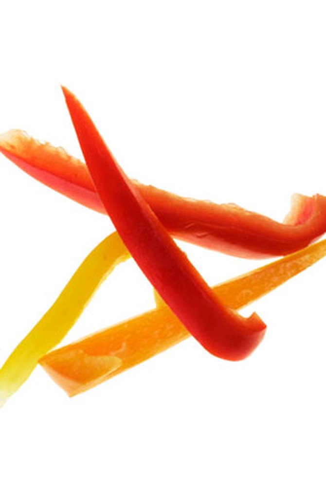 Red bell pepper slices