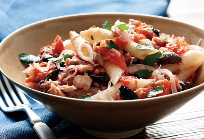 Penne with Tuna, Plum Tomatoes and Black Olives