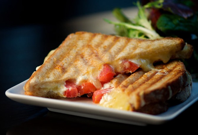 Grilled Cheese with Goat Cheese and Tomato