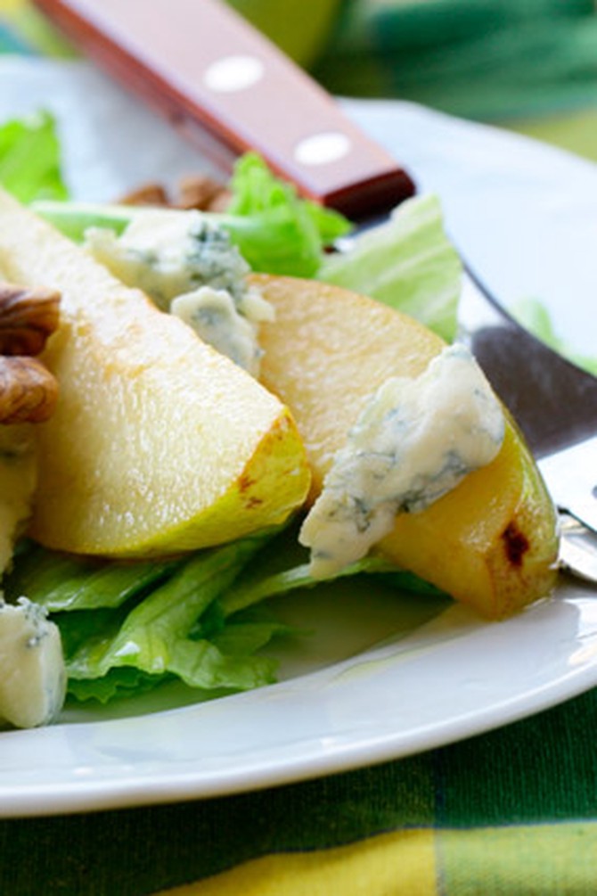 pears and cheese