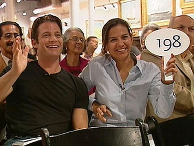 Nate Berkus and Anne Marie buy an oriental rug at auction!