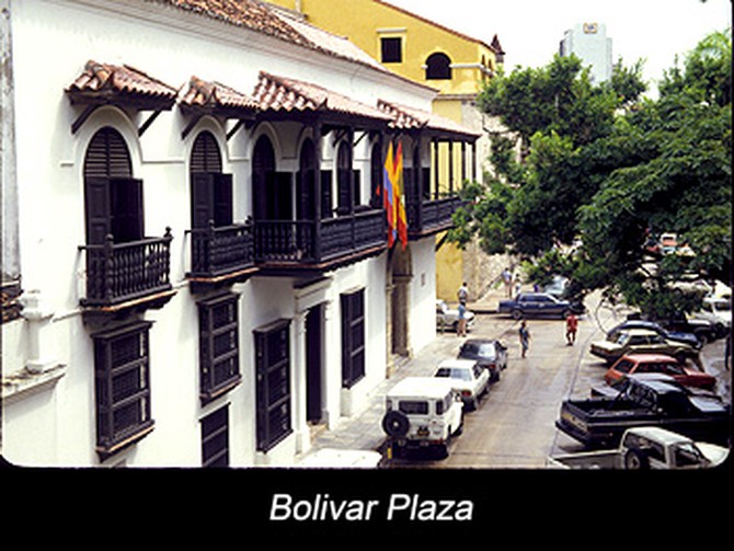 Journey Colombia Cartagena Boliver Plaza