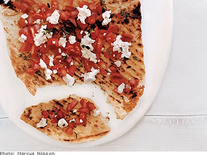 Grilled Pizza with Goat Cheese, Tomatoes and Thyme