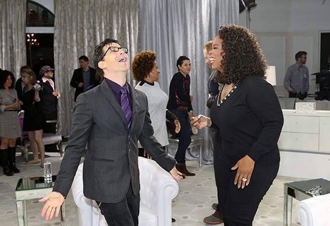 'Scandal' star Dan Bucatinsky joking with Oprah Winfrey before 'Oprah's Next Chapter' taping