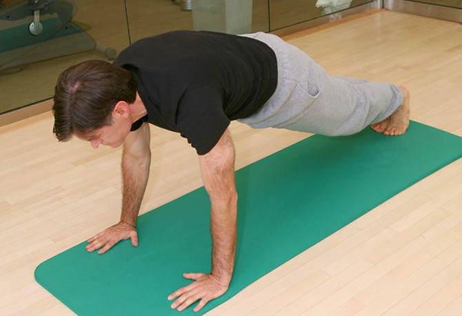 Return to Plank position