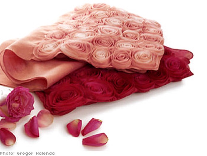 WeaveTree roses shawl