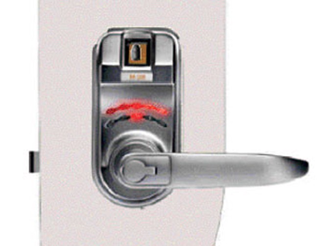 O at Home List: Sensor door lock