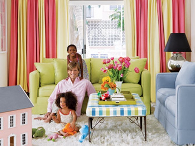 Randy Florke and his daughters in their Miami Beach living room