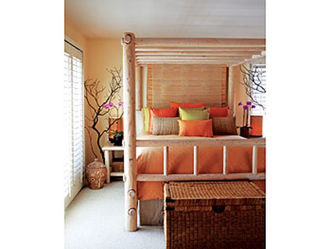 Kimberly's tropical bedroom
