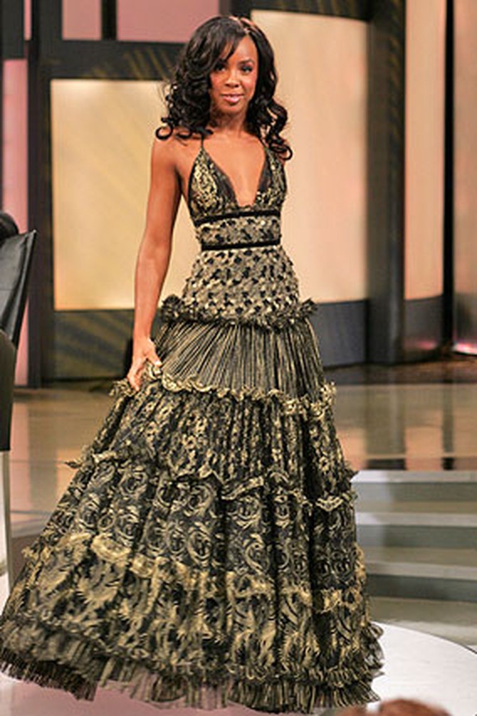 Kelly Rowland in House of Dereon ball gown