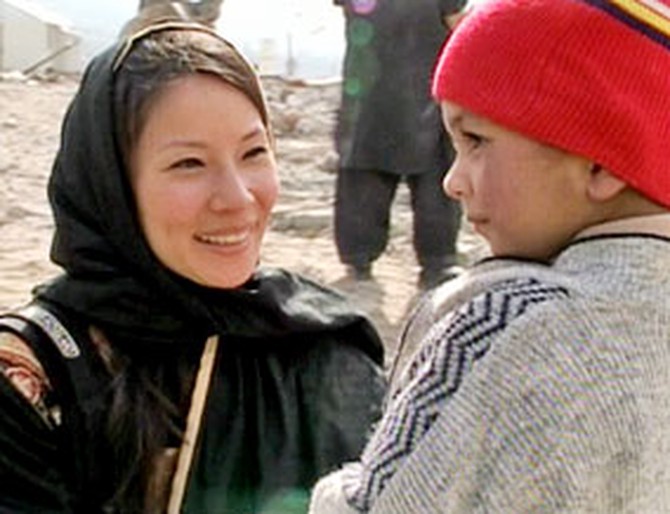 Lucy Liu visits a school in Pakistan