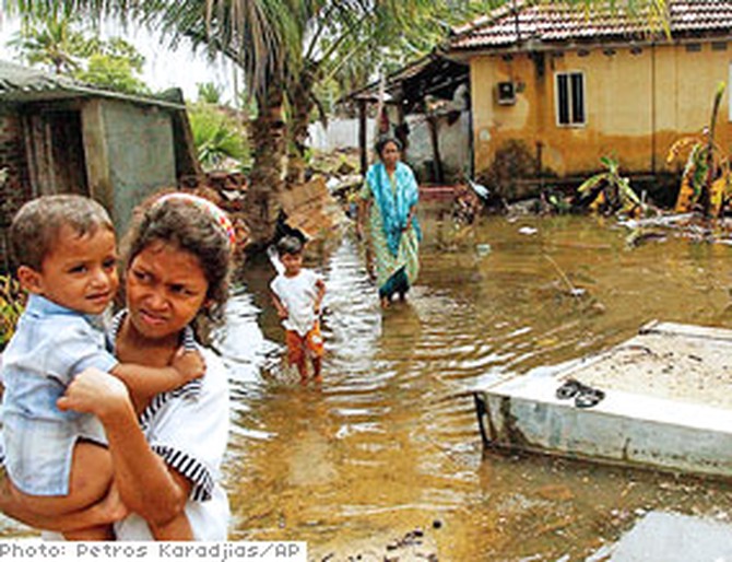 Oprah pledges to help rebuild Sri Lanka after the Tsunami