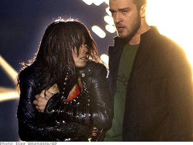 Janet and Justin Timberlake perform at the Super Bowl