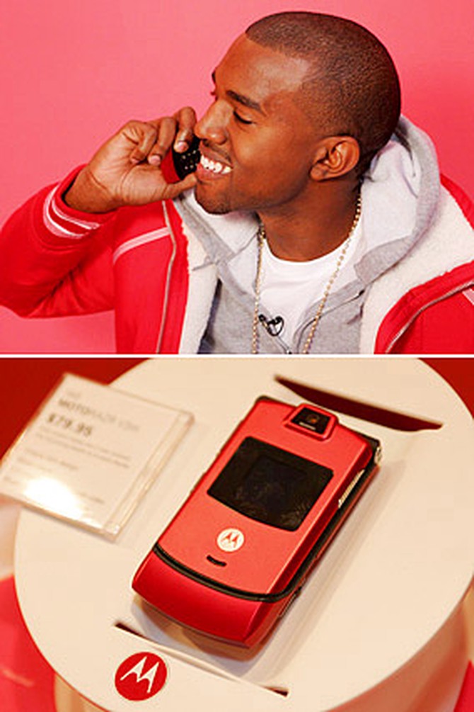 Kanye West calls Oprah and Bono from his Motorola phone.