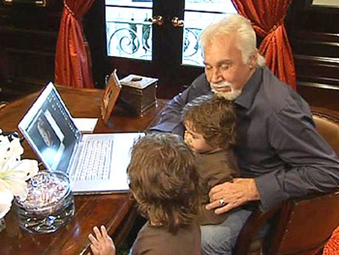 Kenny Rogers with his sons, Justin and Jordan
