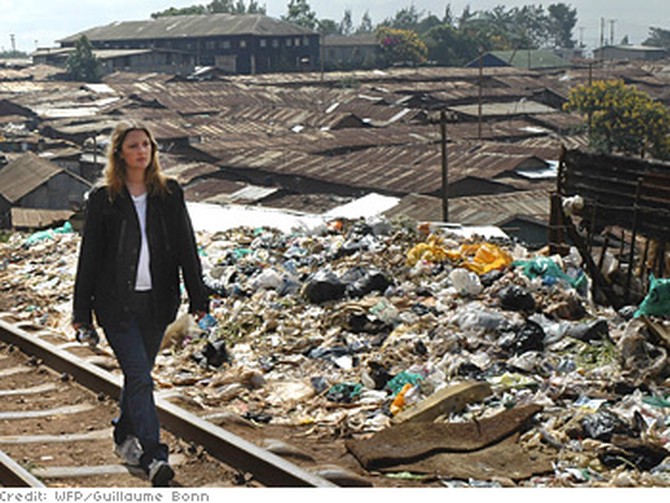 Drew Barrymore visits Nairobi's Kibera slums.